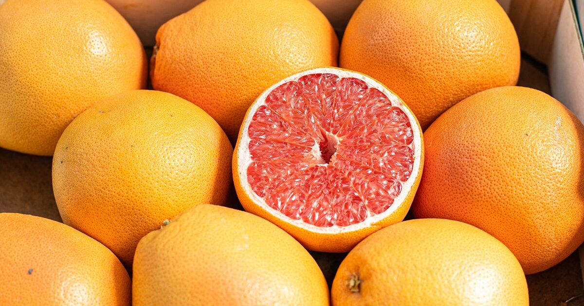 rozkrojený grapefruit